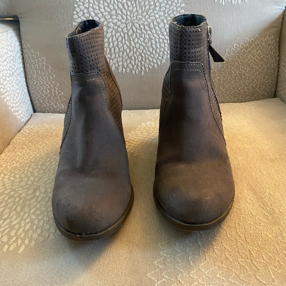 Arizona Jean Company Heeled Boots
